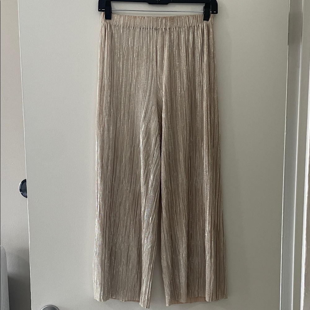Alice + Olivia Metallic Pleated Pant